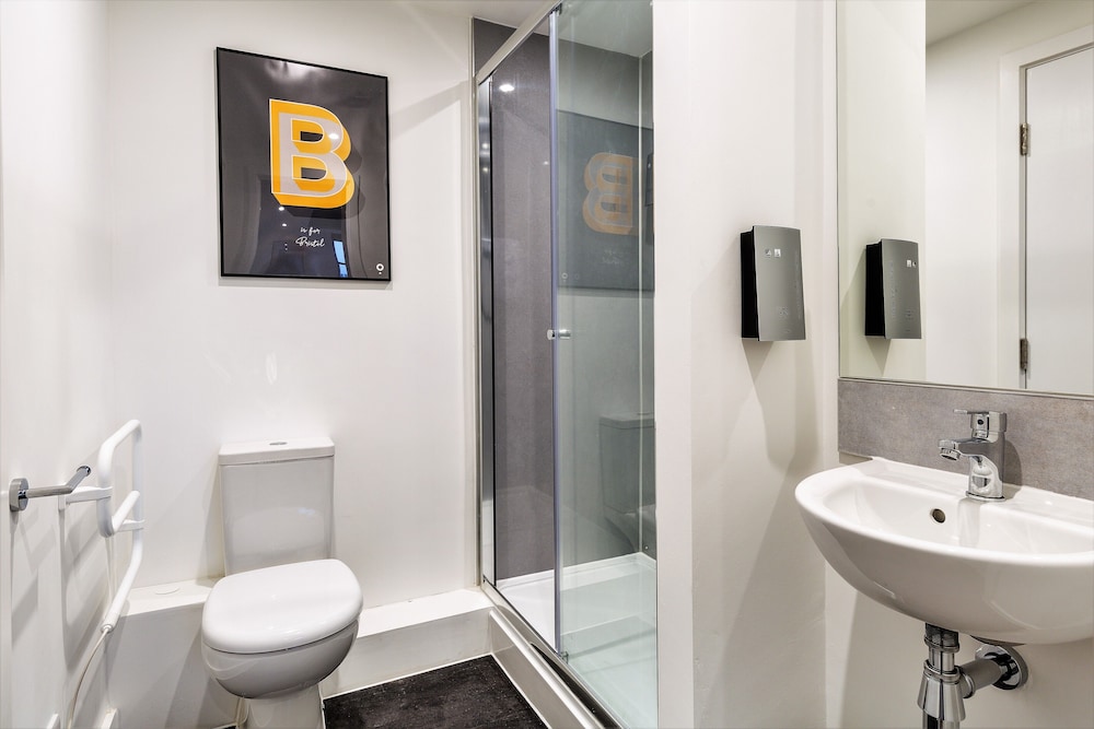 City Room - Photo 9