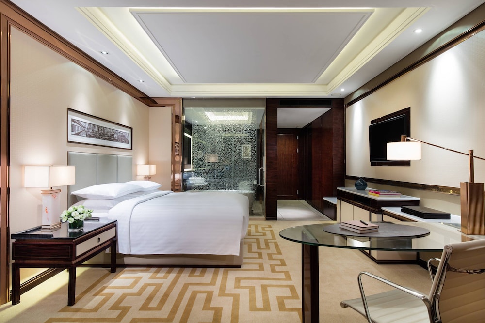 Room, 1 King Bed photo 3