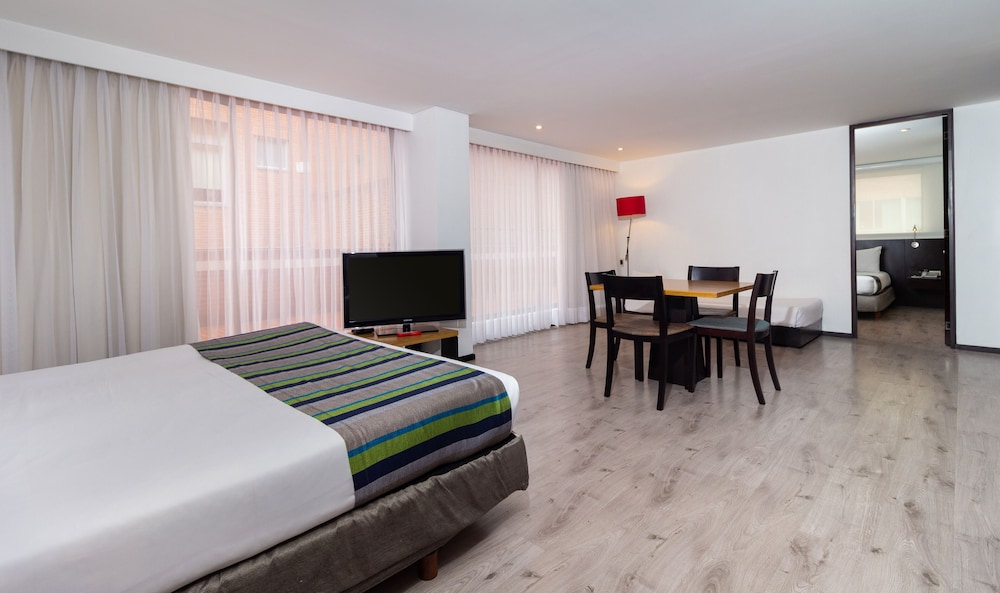Executive Twin Room - Photo 3