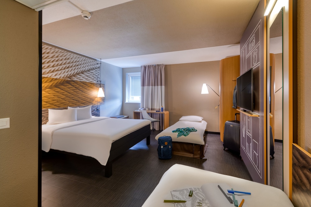 Room, Multiple Beds (New Sleep Easy Concept) photo 1