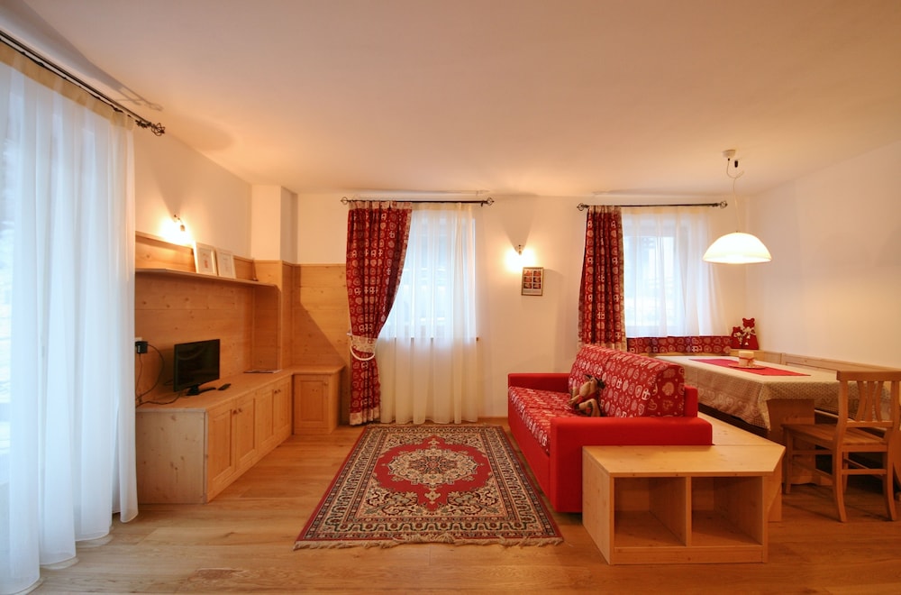 Apartment (1) photo 1