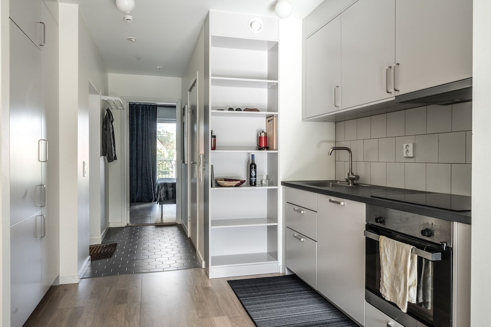 Apartment photo 2