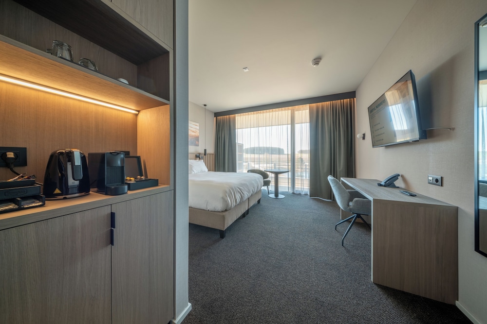 Premium Double or Twin Room, Lake View