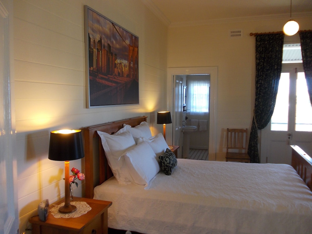 Deluxe Double Room (New York) photo 3