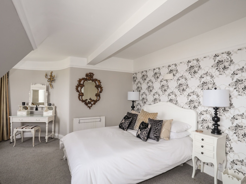 Executive Suite photo 1