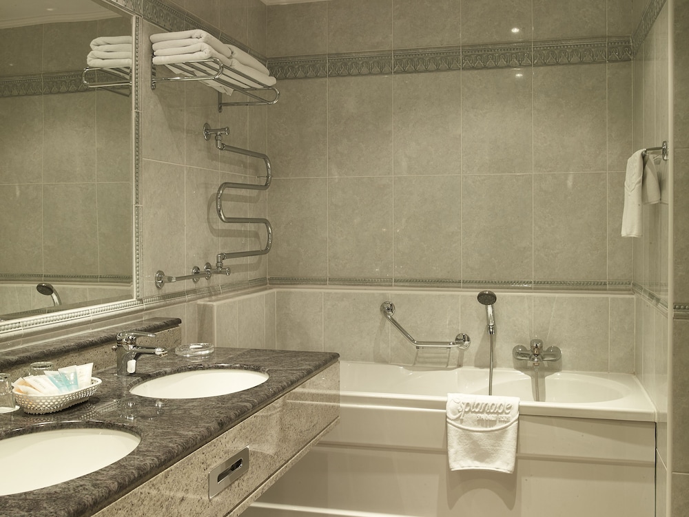 Superior Twin Room photo 3