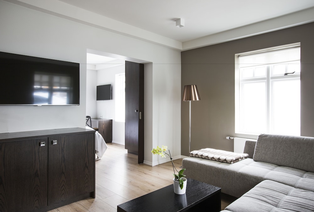 Suite, 2 Bedrooms photo 1