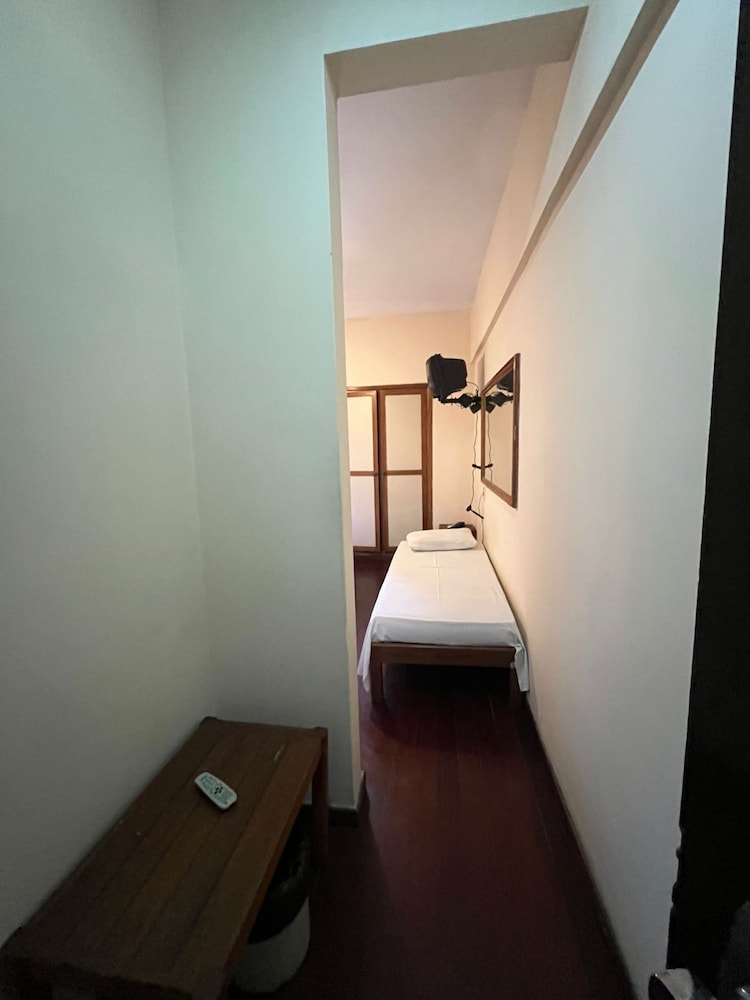 Standard Triple Room photo 2