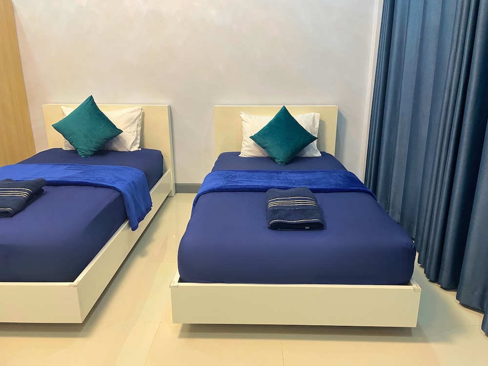 Deluxe Double Room, 2 Twin Beds - Photo 7