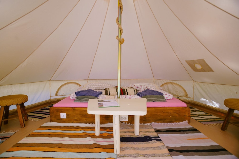 Tent, 1 Queen Bed photo 2