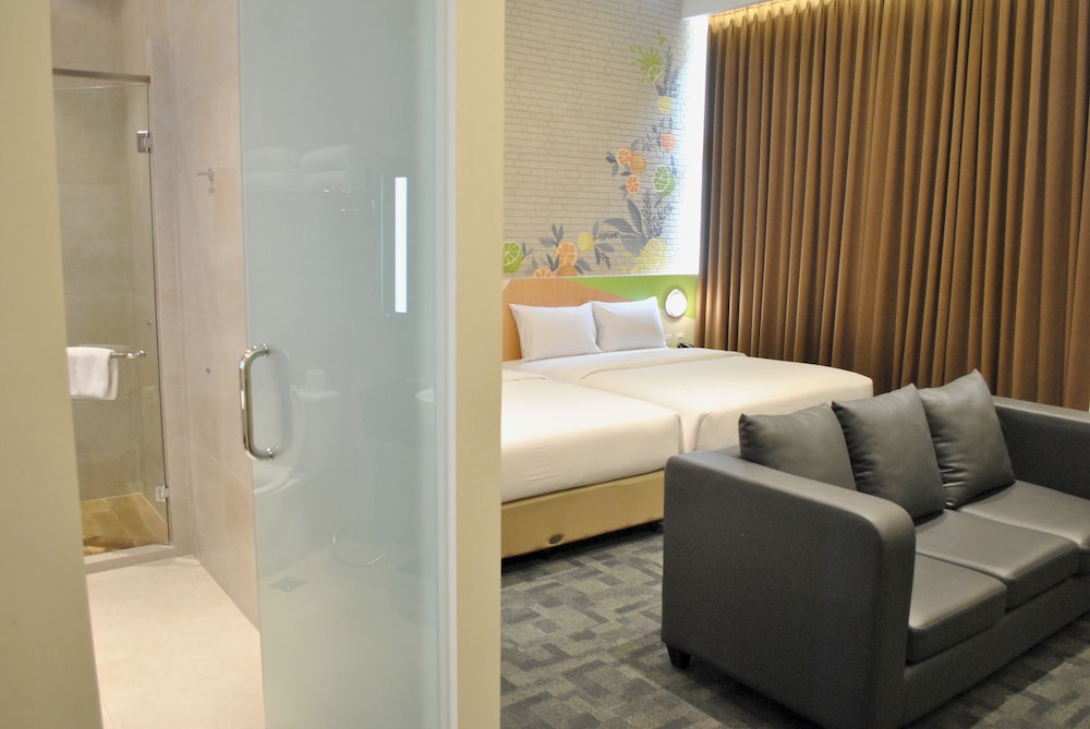 Zest Family Room
