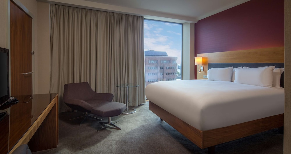 Executive Room, 1 King Bed, Accessible photo 1