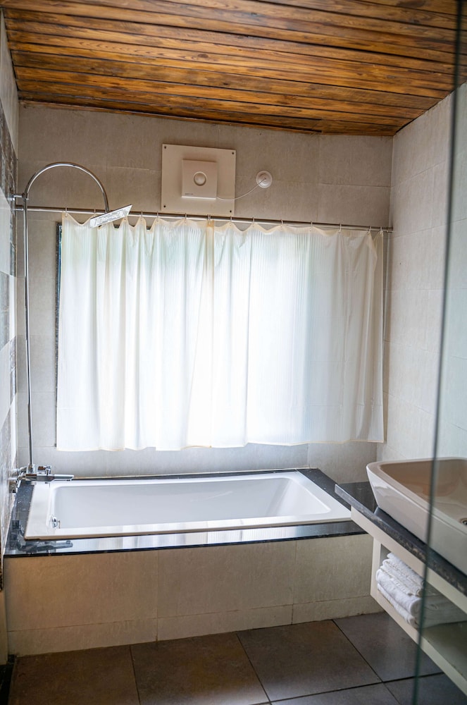 Master Family Suite photo 2