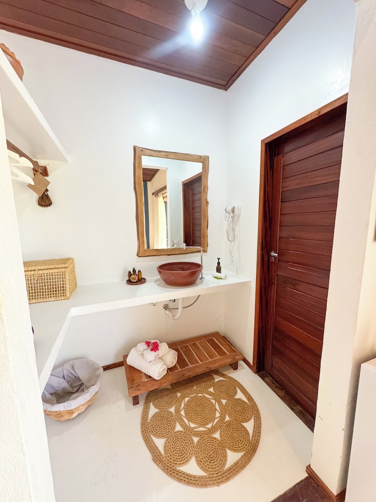 Standard Suite, Lanai photo 3
