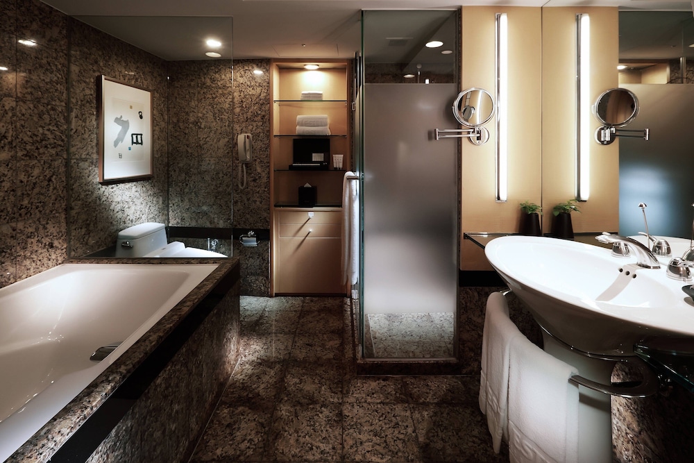 Junior Suite, 1 Double Bed - Photo 2