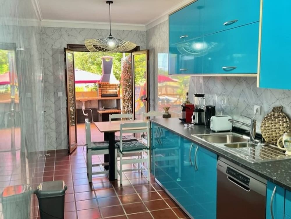 O Cantinho DA RIA - House With Pool and View of the Ria, Photo 45