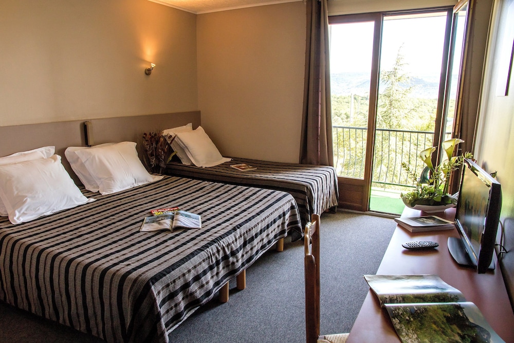 Superior Triple Room, Balcony photo 3