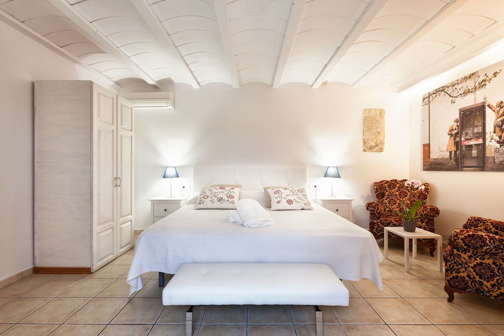Superior Double or Twin Room photo 2