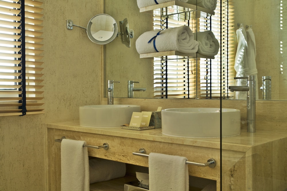 Junior Suite, City View - Photo 11
