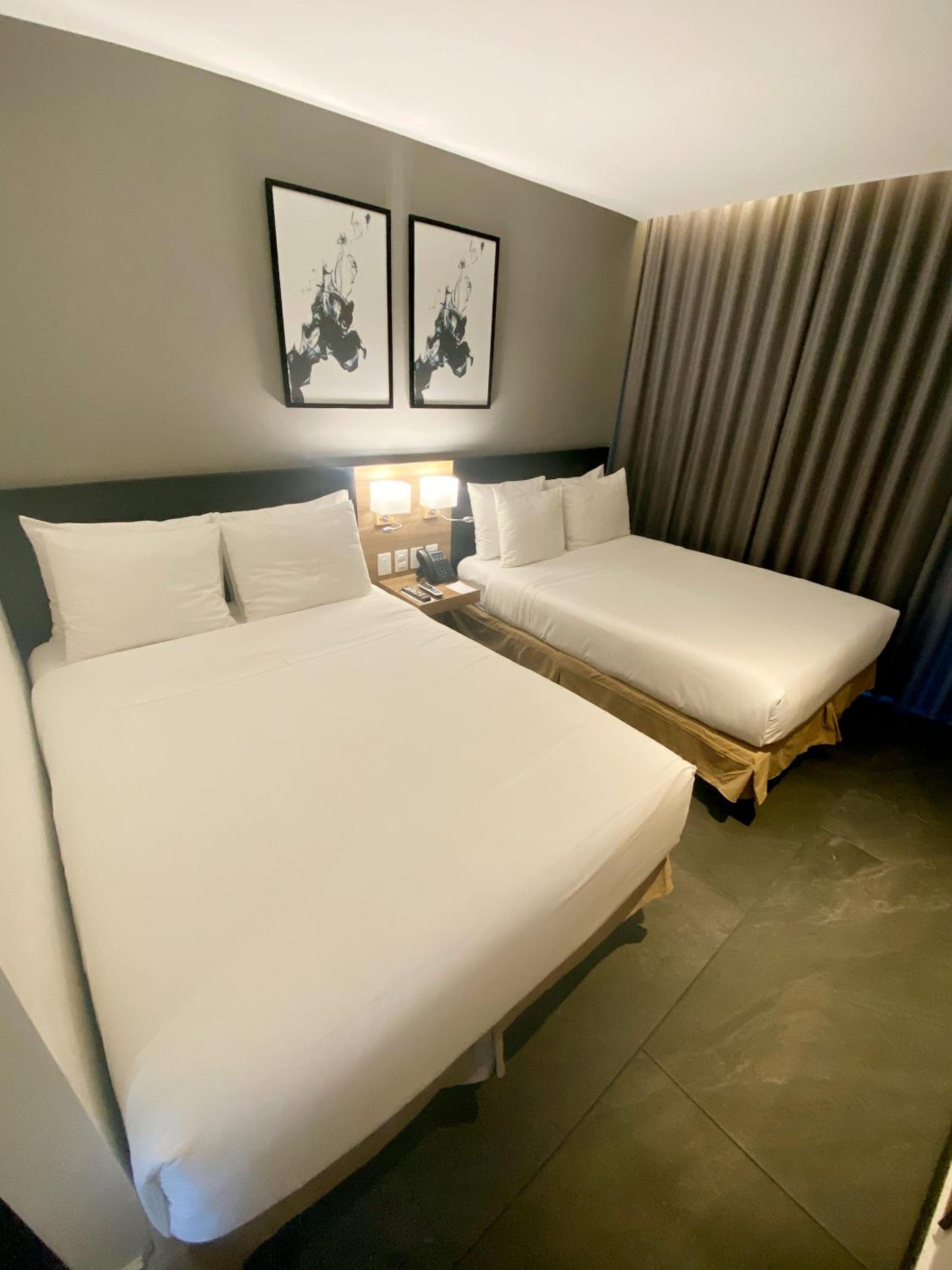 Standard Twin Room - Photo 5