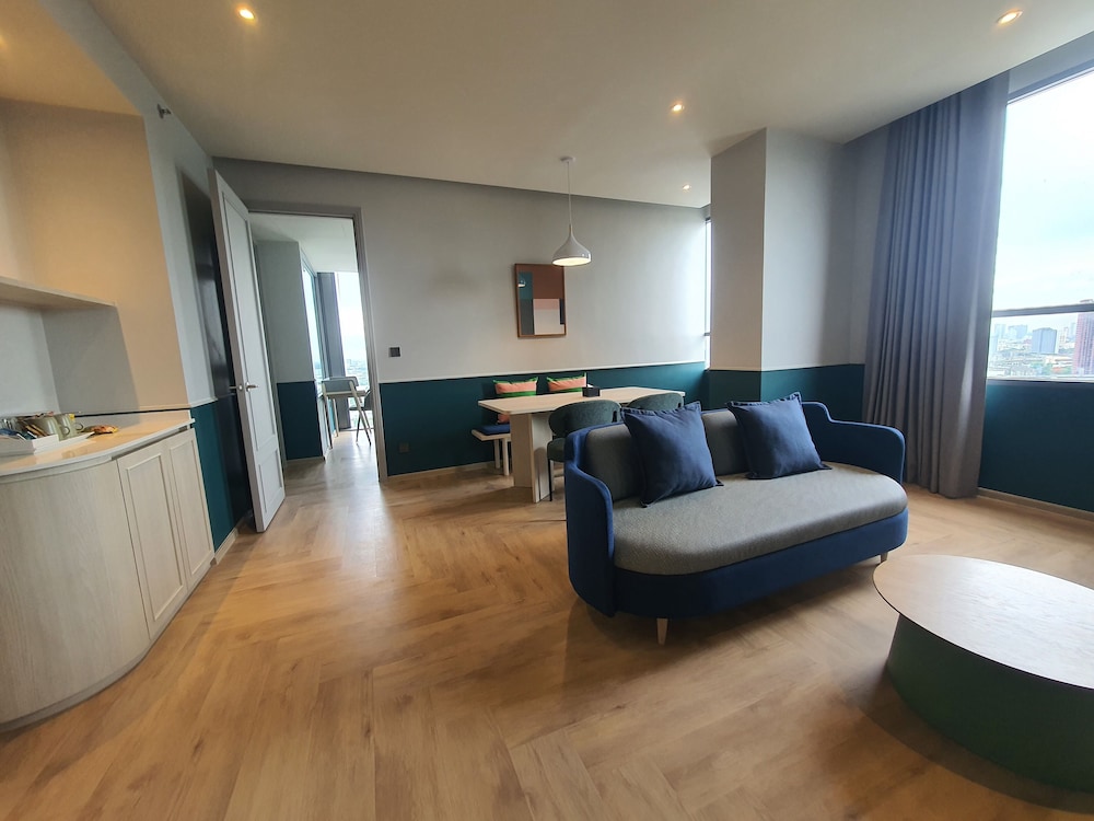 One Bedroom Suite photo 3
