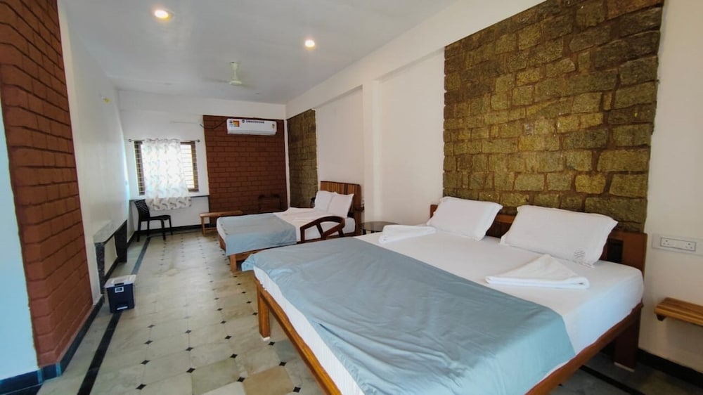 Deluxe Double Room photo 2