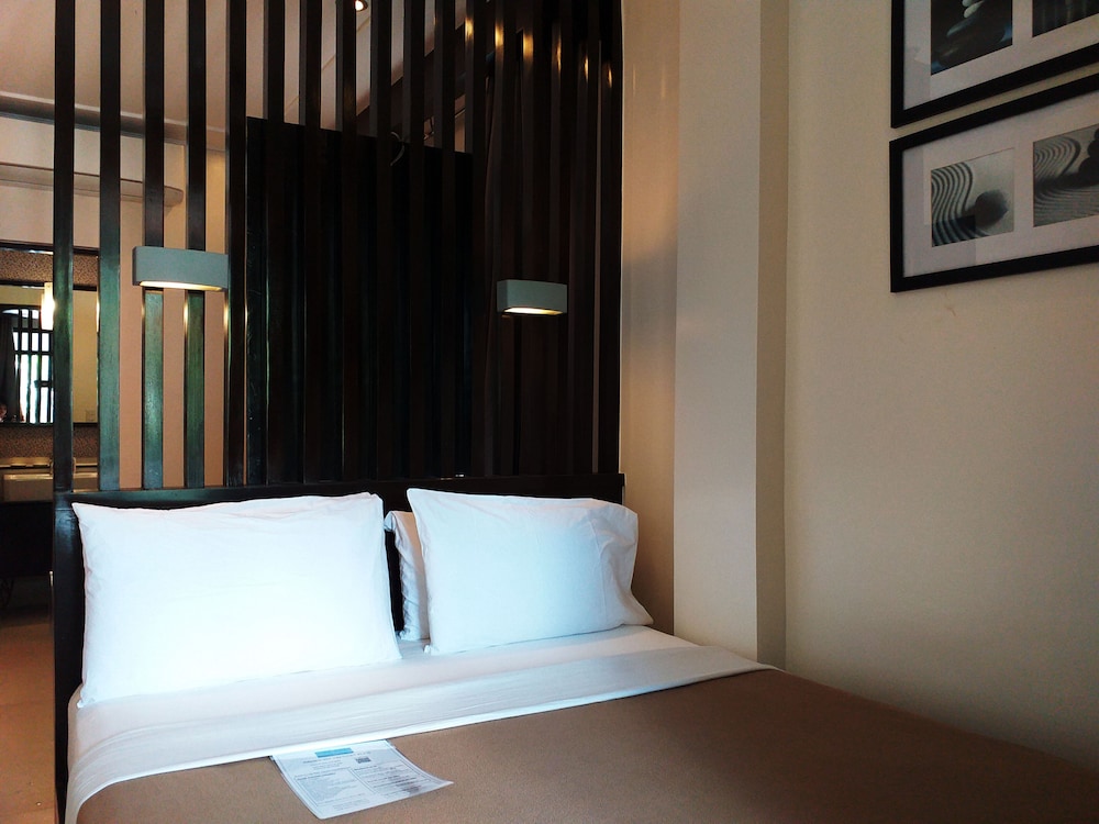 Royal Room, 1 Queen Bed - Photo 3