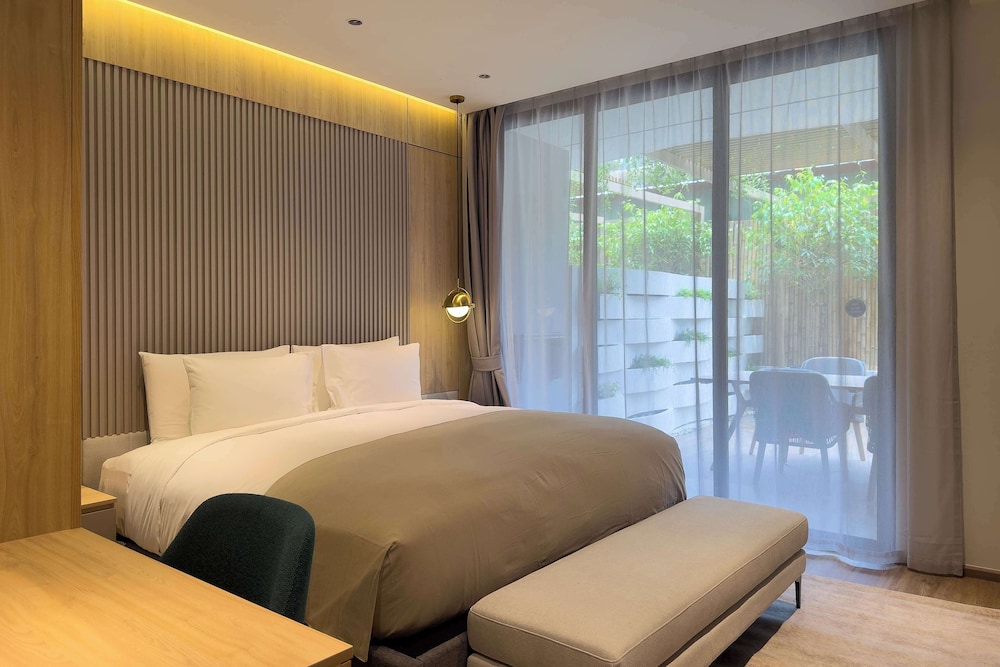 La Green Suite - 2 Bedrooms with Jacuzzi - Photo 2