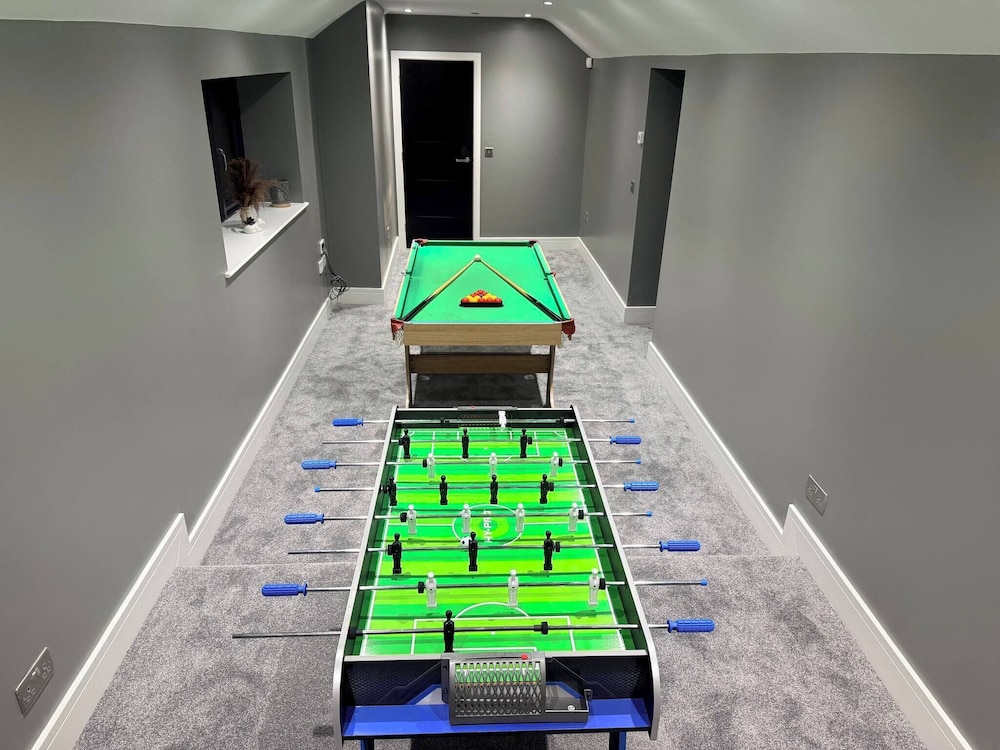 Luxury Home 5 Bedroom 3 Bathroom Games Room Parking, Foto 29
