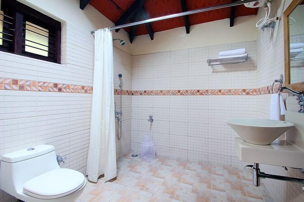 Valley View Chalet (A/C) photo 2
