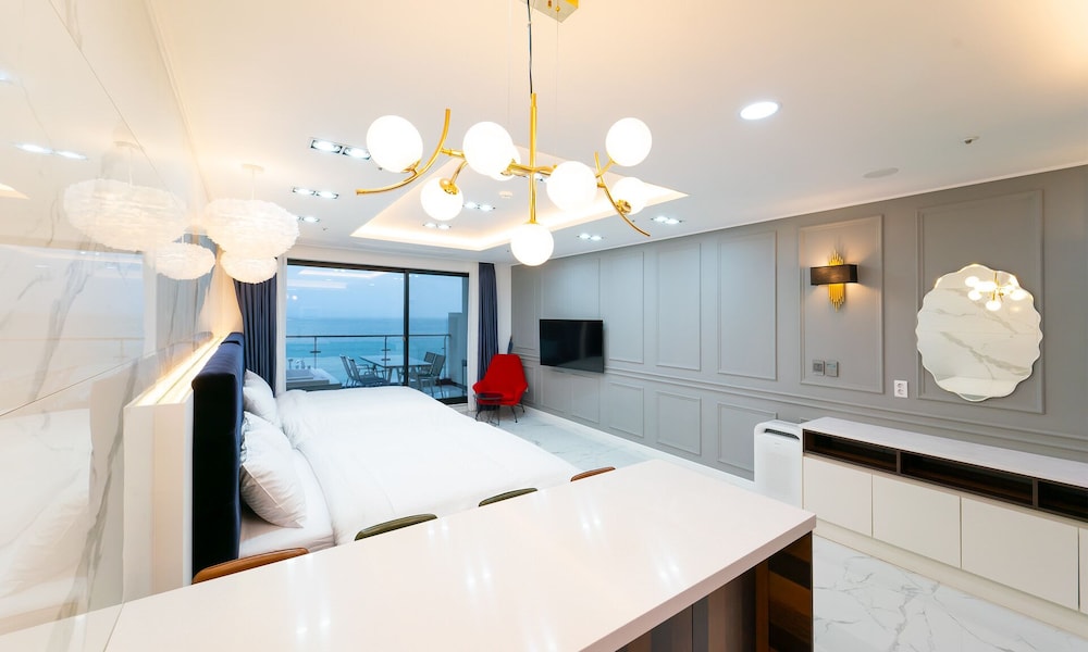 Family Ocean Spa - Photo 4