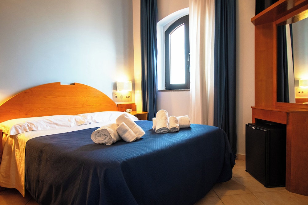 Classic Double Room, Mountain View
