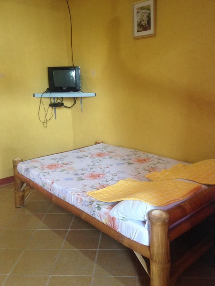 Room B photo 1