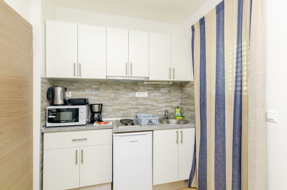Deluxe Apartment, 1 Bedroom, Terrace photo 3