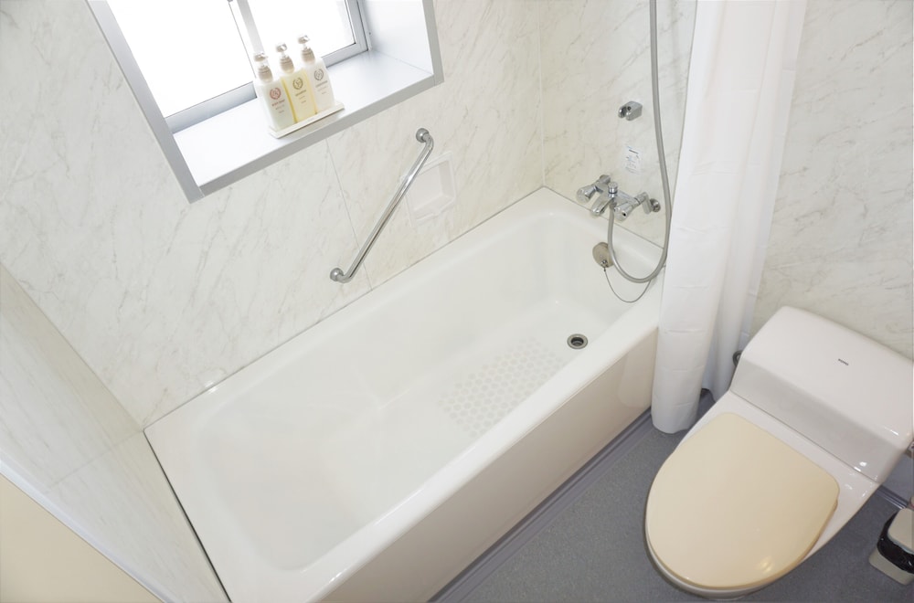 Standard Twin Room, 2 Twin Beds, Non Smoking, City View photo 2