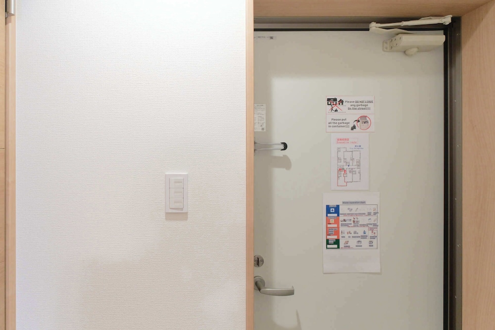 Accommodates two-person, Single Size, Non Smoking photo 3