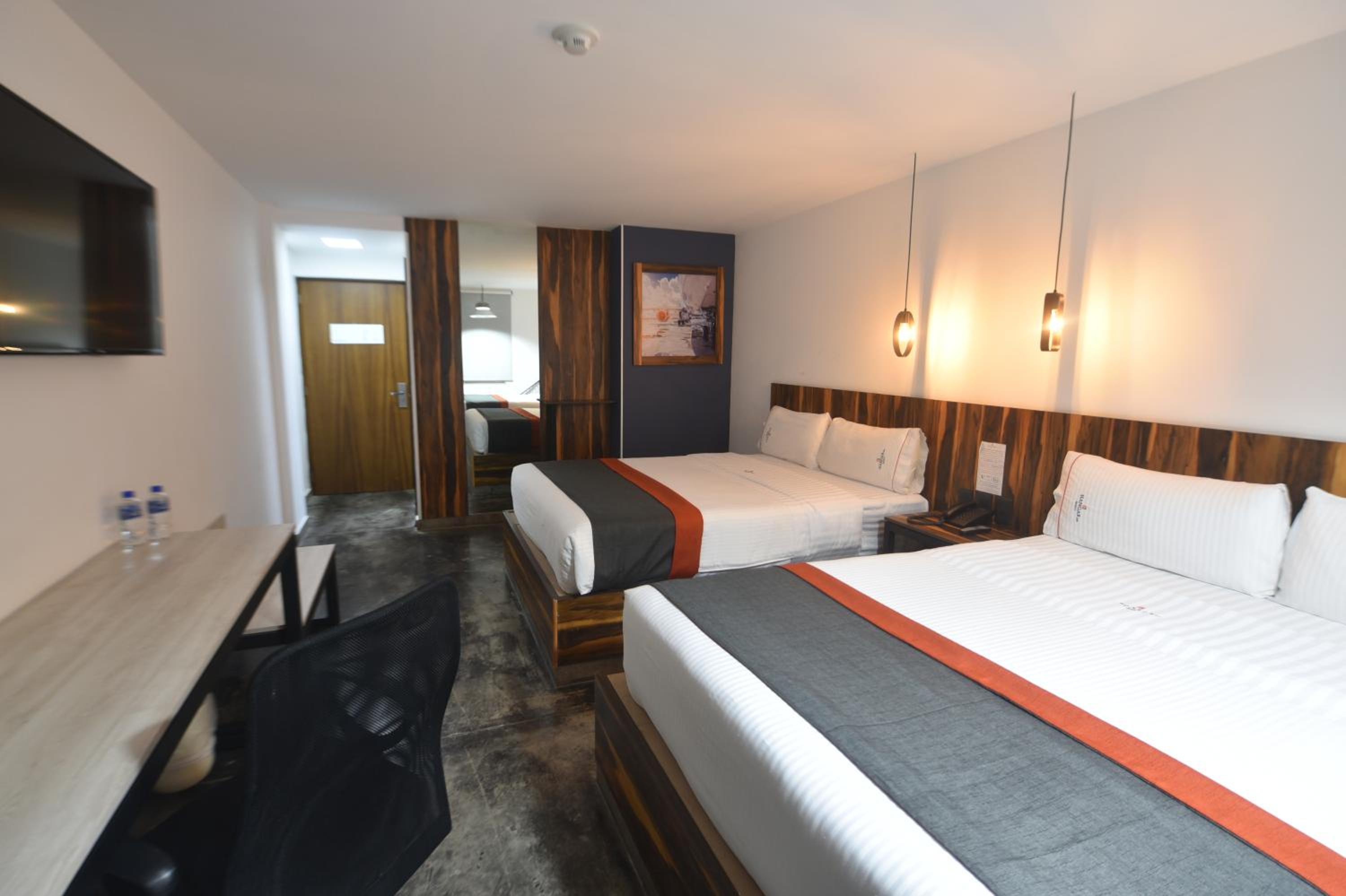Superior Twin Room - Photo 1