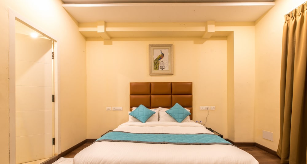 Deluxe Room - Photo 4