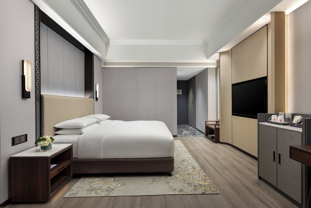 Standard Room, 1 King Bed, Accessible