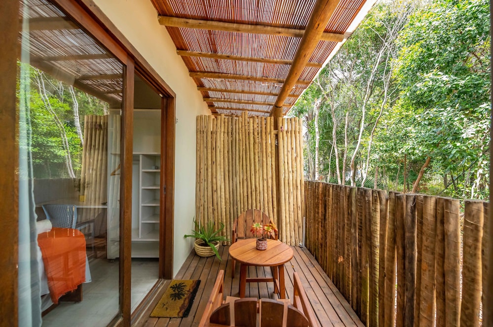 Deluxe Bungalow, 2 Bedrooms, Kitchen, Ground Floor photo 2