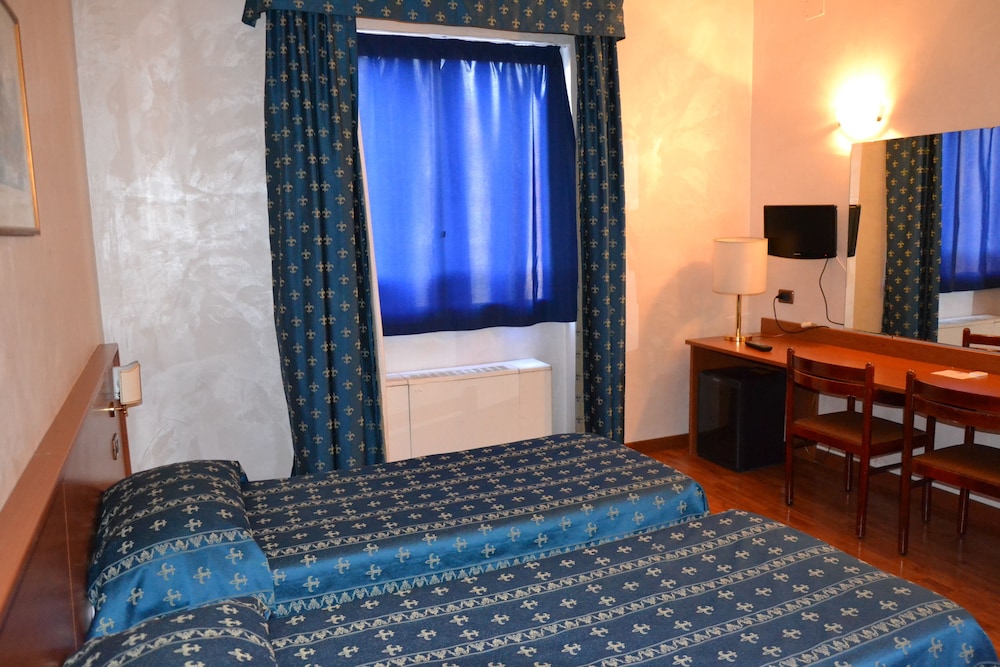 Economy Room photo 2