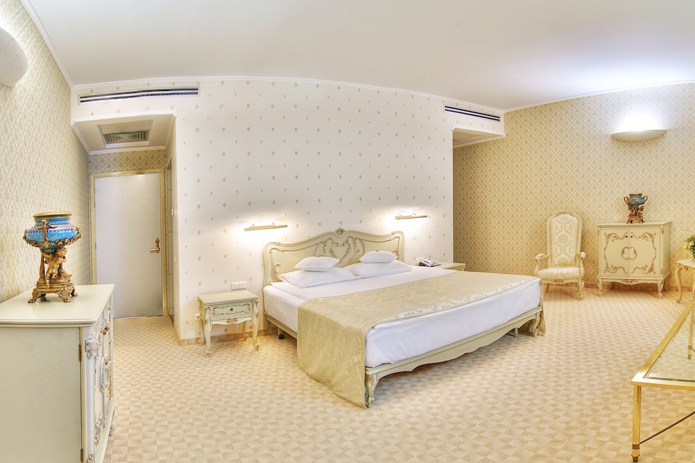 Presidential Apartment