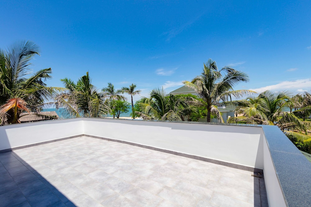 Villa, 4 Bedrooms - Photo 3