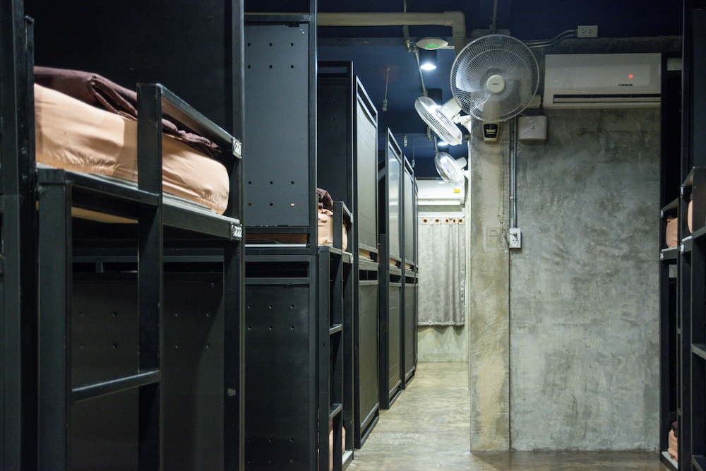 Shared Dormitory, Mixed Dorm, Shared Bathroom (Second floor, Bed in 20-bed) photo 1