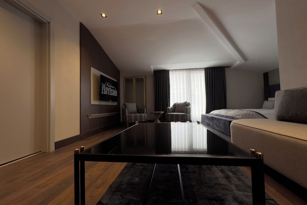 Luxury Loft, Balcony photo 1