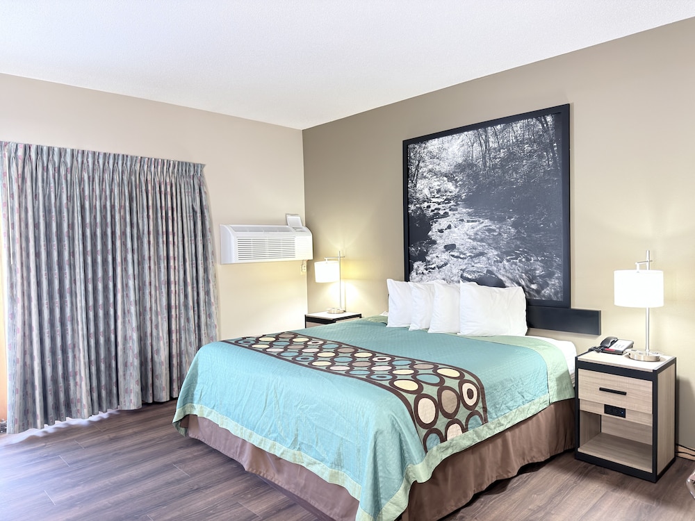 Suite, 1 King Bed, Non Smoking