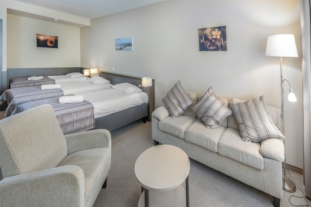 Triple Room - Photo 2