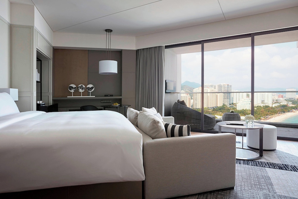 Room, 1 King Bed, City View