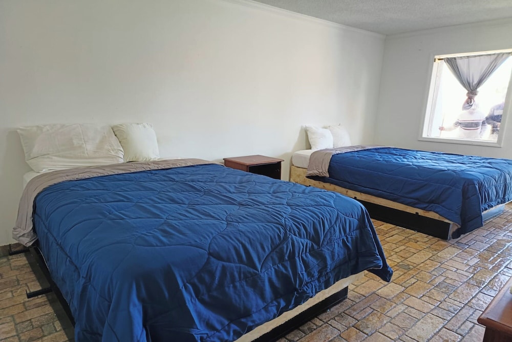 Room, 2 Queen Beds