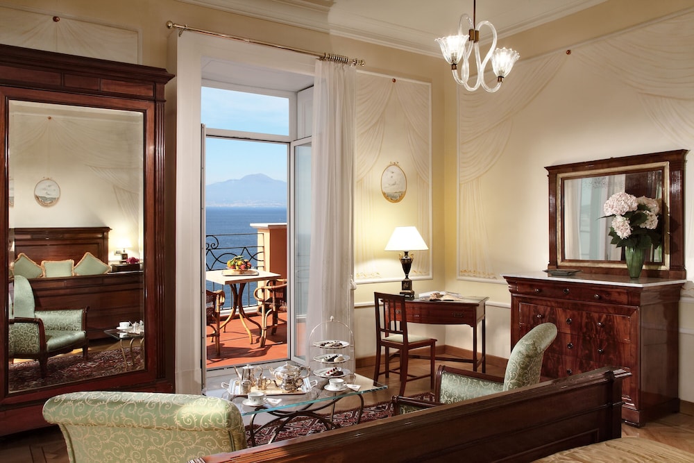 Deluxe Double Room, Balcony, Sea View - Photo 3